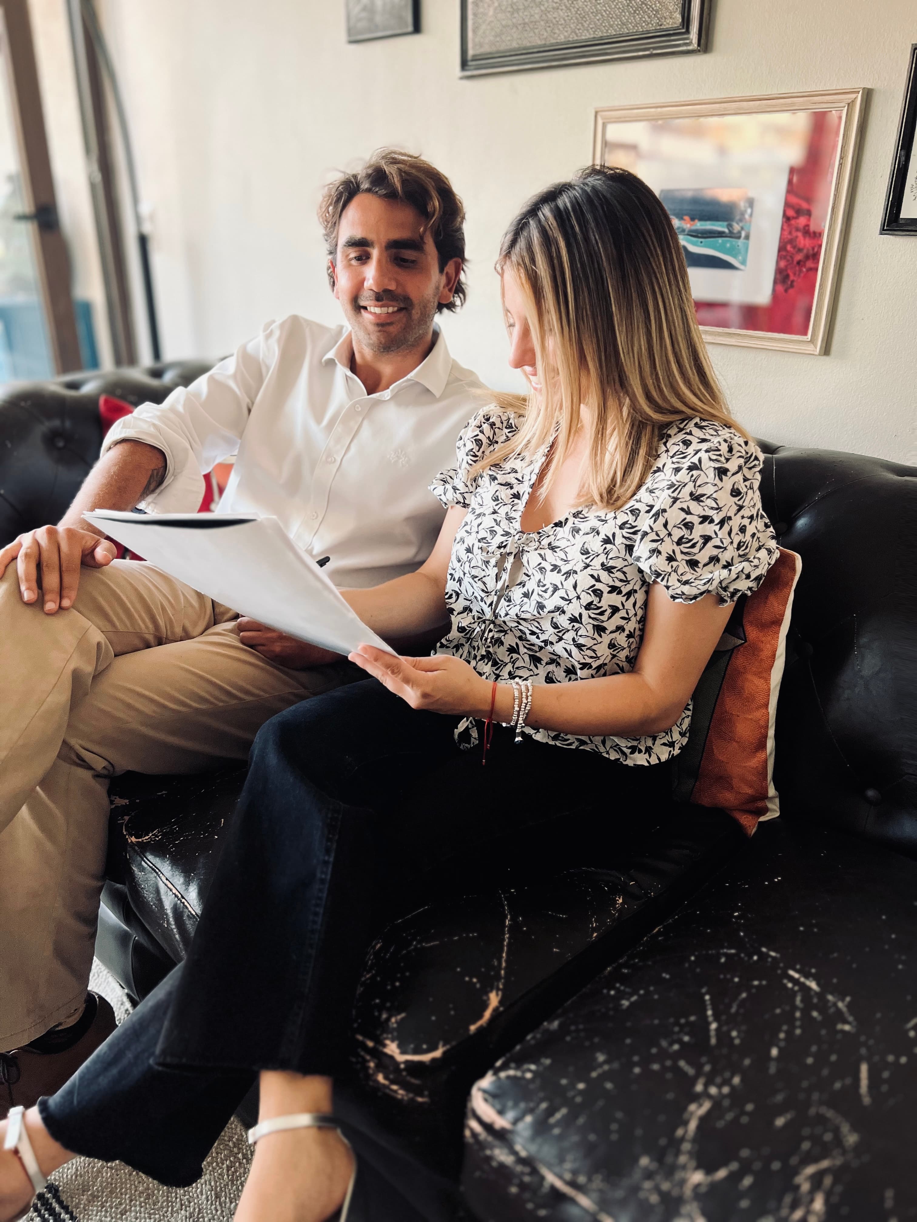 Reunión de asesoría con clientes